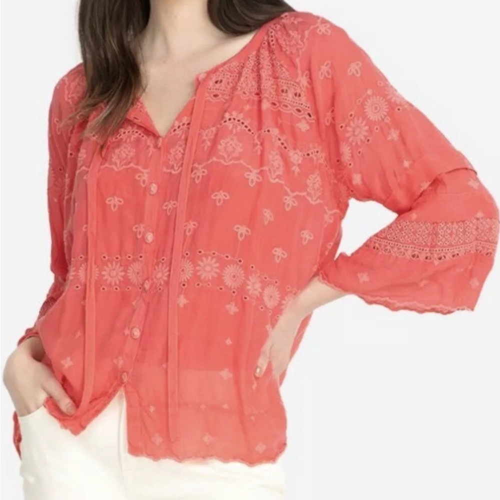 Johnny Was Tay Eyelet Floral Button Up Top Passionfruit Womens Sz. S